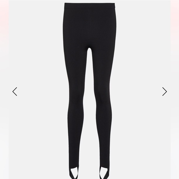 The row stirrup leggings
